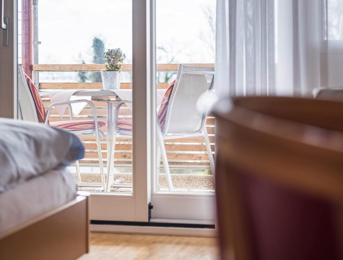 Appartementhotel Roehrenbach Immenstaad am Bodensee Esterno foto