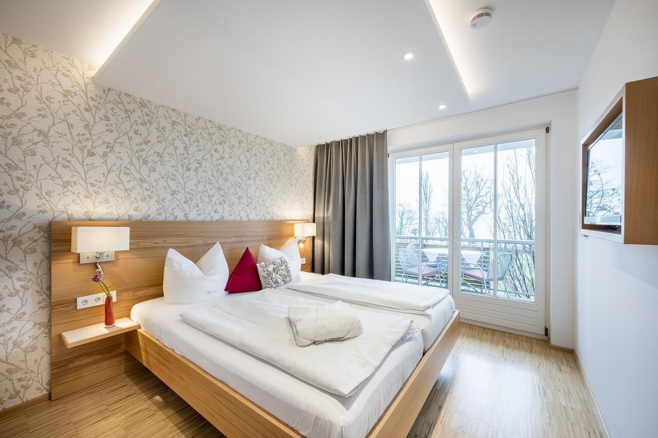 Appartementhotel Roehrenbach Immenstaad am Bodensee Esterno foto