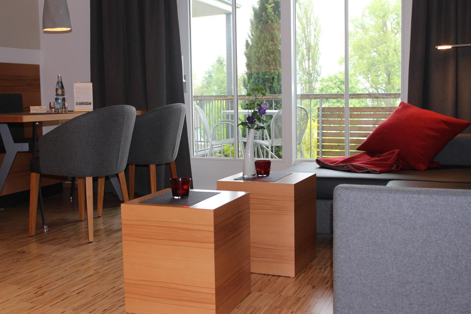 Appartementhotel Roehrenbach Immenstaad am Bodensee Esterno foto
